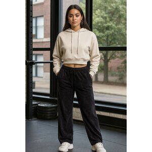 NWT Under Armour Jogger Pants S Black Velour Soft Lounge Athletic